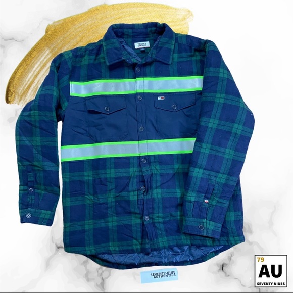 Tommy Hilfiger Insulated Construction/Camping Style Flannel - Picture 8 of 8